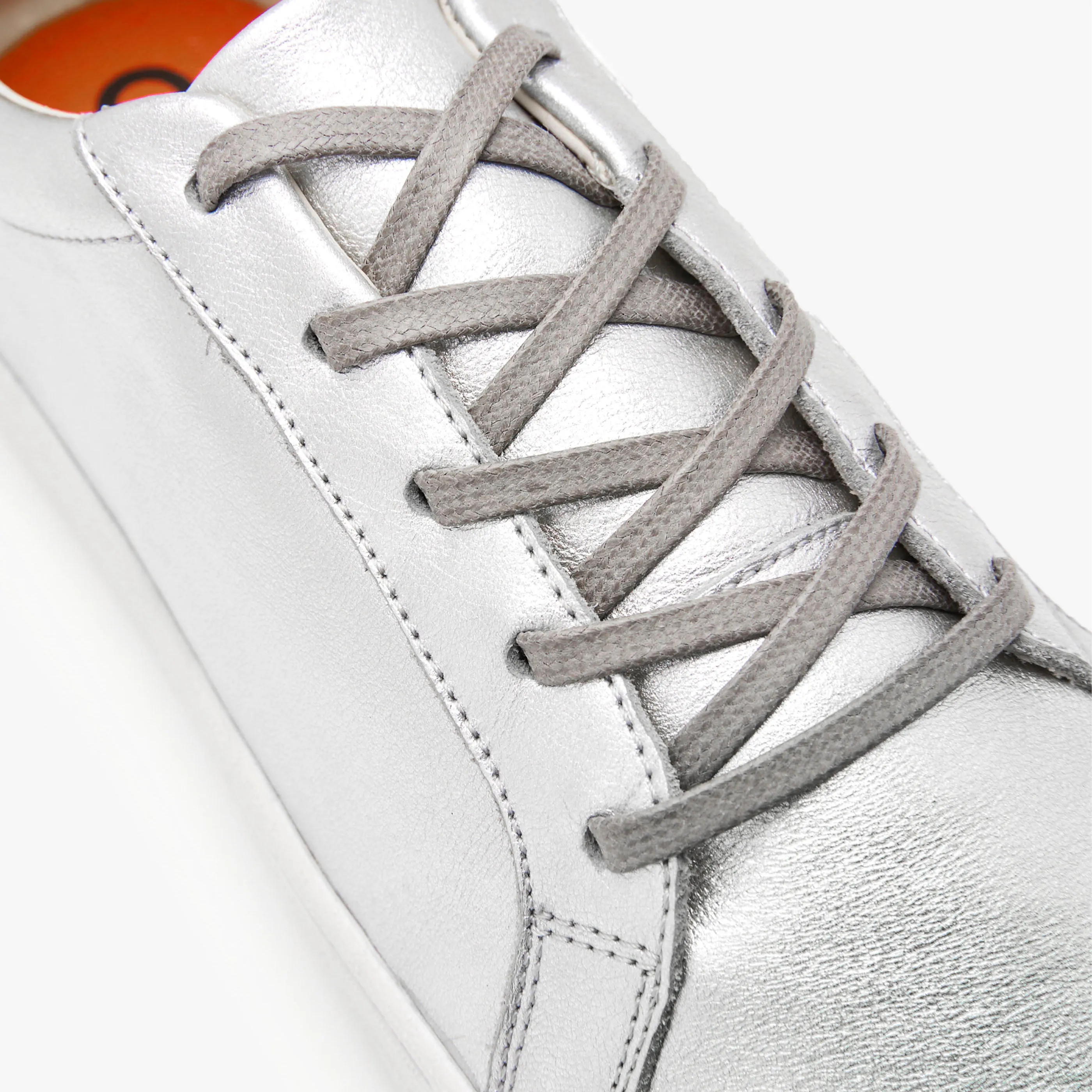 The Everyday Sneaker for Women - Final Sale | Gen 3 in Natural Leather