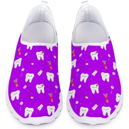 Women 3D Cartoon Tooth Print Slip On Shoes