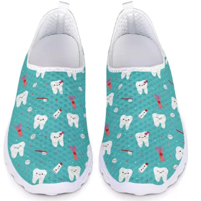 Women 3D Cartoon Tooth Print Slip On Shoes