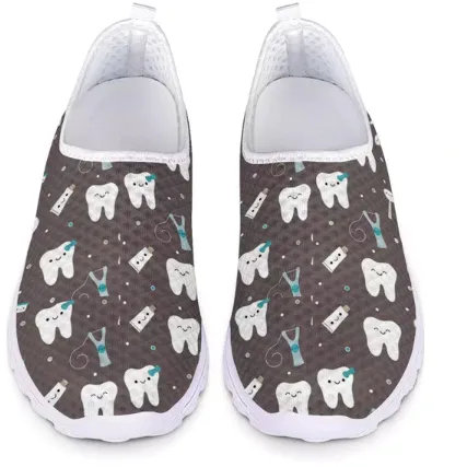 Women 3D Cartoon Tooth Print Slip On Shoes